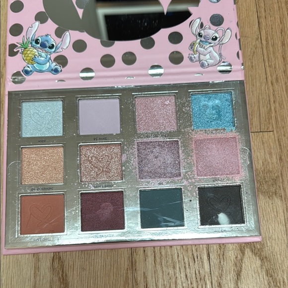 Taste Beauty Stitch Pink and Blue Eyeshadow Palette - Picture 3 of 4